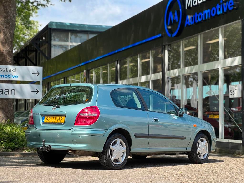 Nissan Almera 1.8 Comfort Nieuwe Apk AUTOMAAT Airco, Metallic lak, Gebruikt, 4 cilinders, Origineel Nederlands