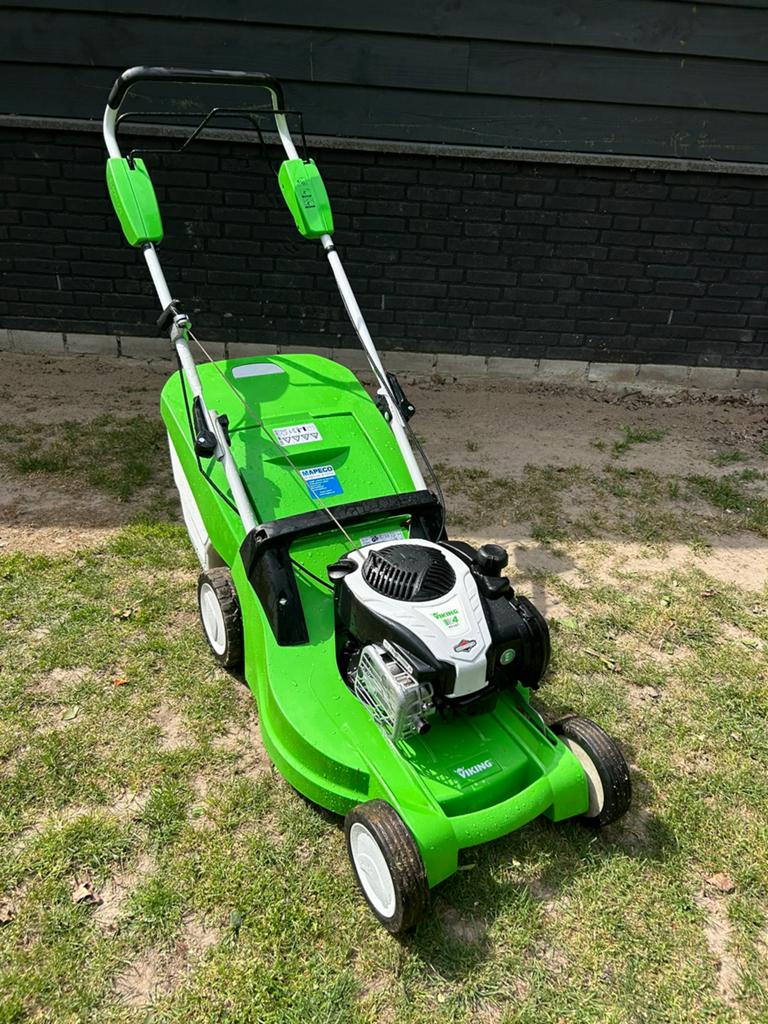 Viking MB 448.1 T grasmaaier met opvangbak, Tuin en Terras, Grasmaaiers, Ophalen, Cirkelmaaier, Gebruikt, Benzine-grasmaaier