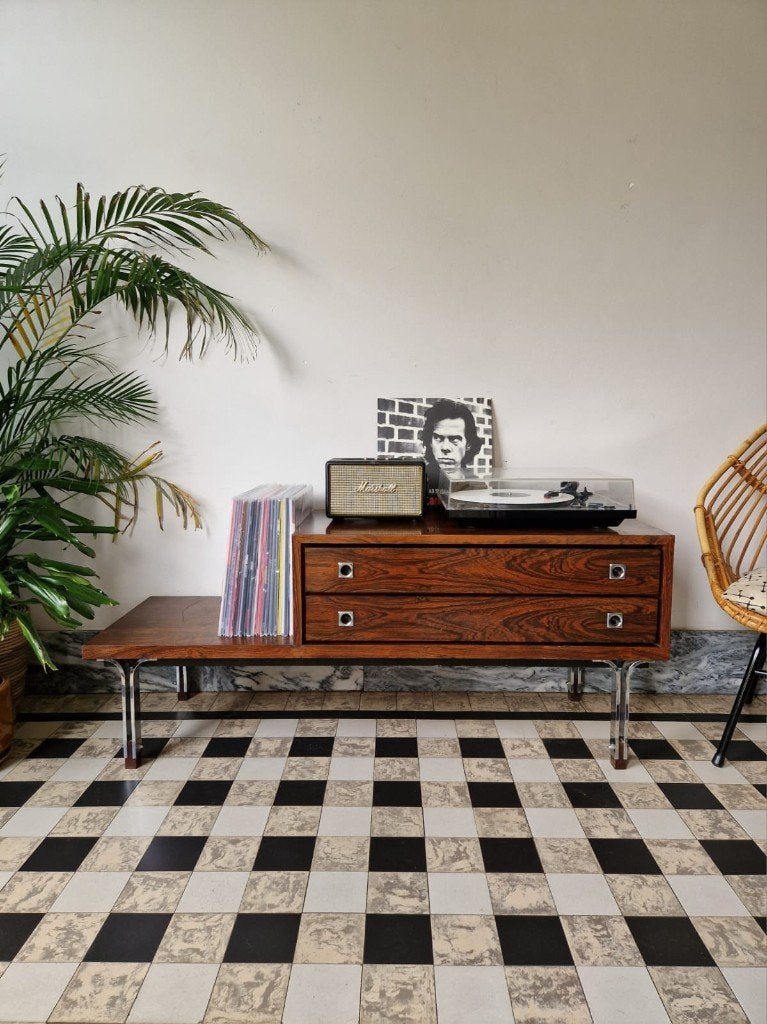 Vintage midcentury dressoir | platenspeler meubel | kast, Gebruikt, 100 tot 150 cm, 1 of 2 laden, Vintage midcentury