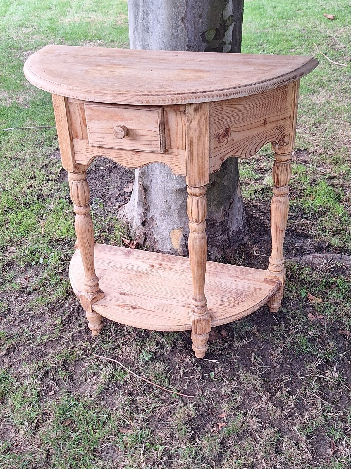 Mooi halfrond grenen haltafeltje, Ophalen, Gebruikt, 50 tot 100 cm, Landelijk