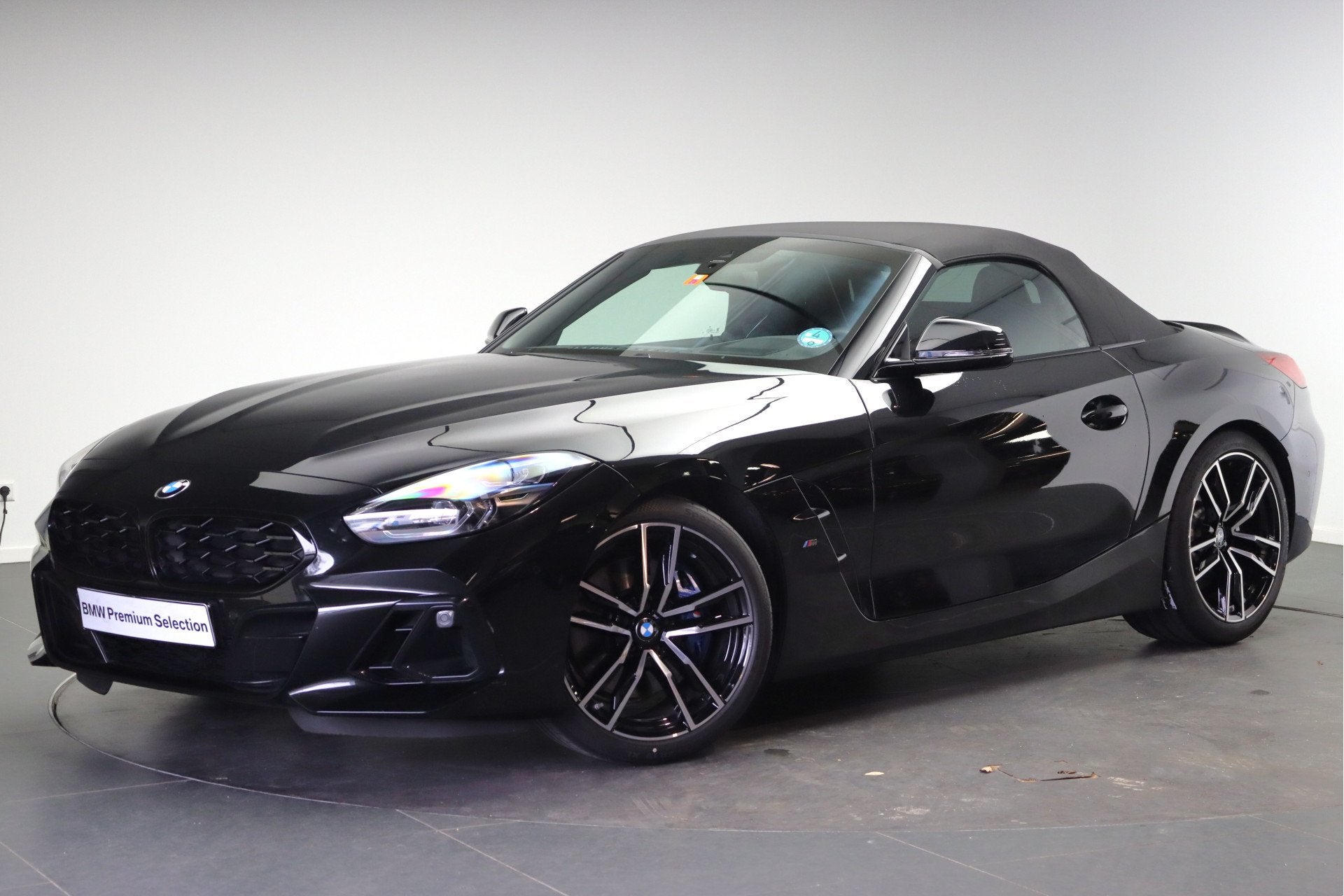 BMW Z4 Roadster M40i High Executive Automaat / Achteruitrijc, Dealer onderhouden, Achterwielaandrijving, Gebruikt, Zwart