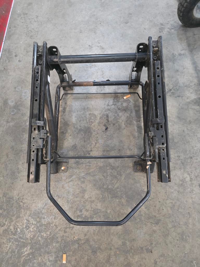 Fiat Ducato Stoelframe - Ideaal voor Draaiplateau, Ophalen of Verzenden