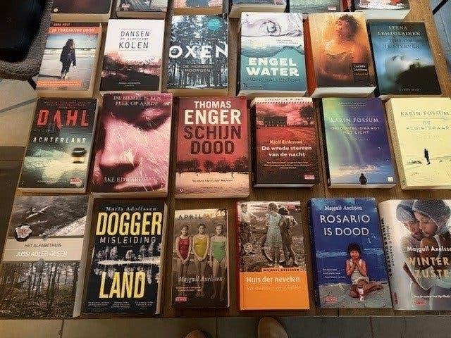 Scandinavische thrillers van diverse auteurs, Ophalen of Verzenden, Gelezen, Scandinavië