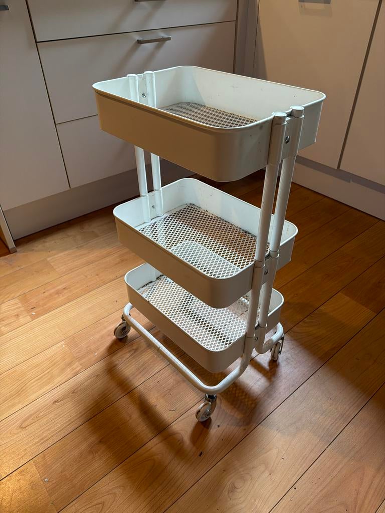Witte roltafel met 3 etages - Handig en veelzijdig, Ophalen, Gebruikt