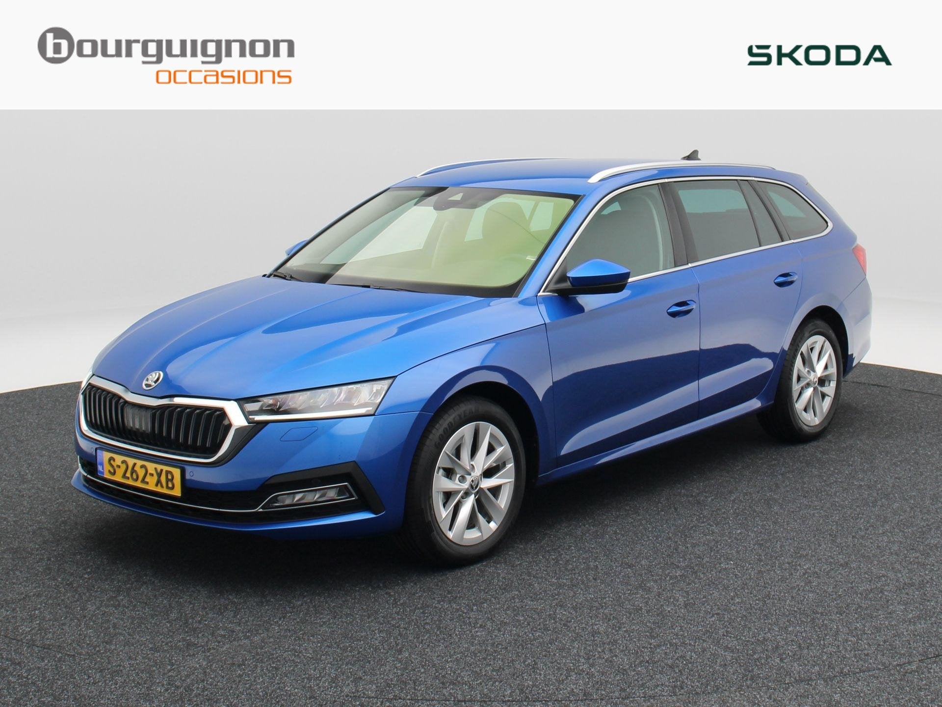Skoda Octavia Combi 1.5 e-TSi 150 Pk Business Edition Plus |, Auto's, Skoda, Stof, 4 cilinders, 150 pk, Blauw