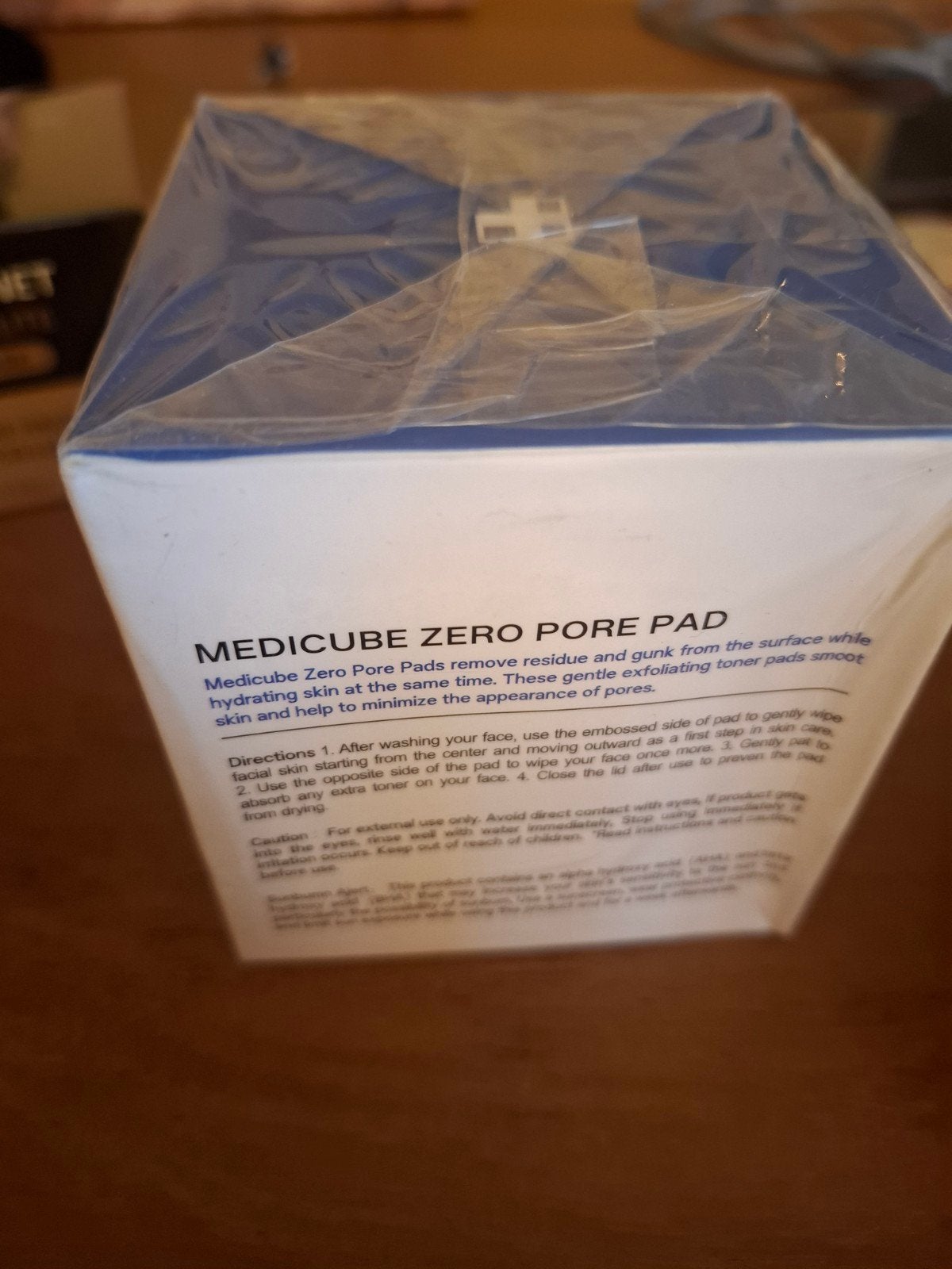 Medicube Zero Pore Pad - Nieuw in verpakking, Ophalen of Verzenden, Nieuw, Gehele gezicht, Reiniging