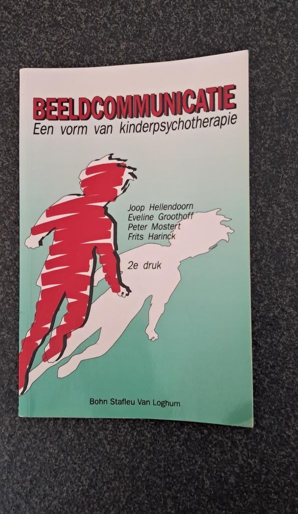 Boek; Beeldcommunicatie, een vorm van kinderpsychotherapie, Boeken, Ophalen of Verzenden, Gelezen, Sociale wetenschap
