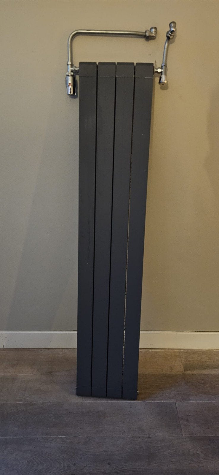 Hudson Reed Antraciet Radiator 160x31.5cm 1520W, Gebruikt, Radiator, Minder dan 60 cm, Ophalen of Verzenden