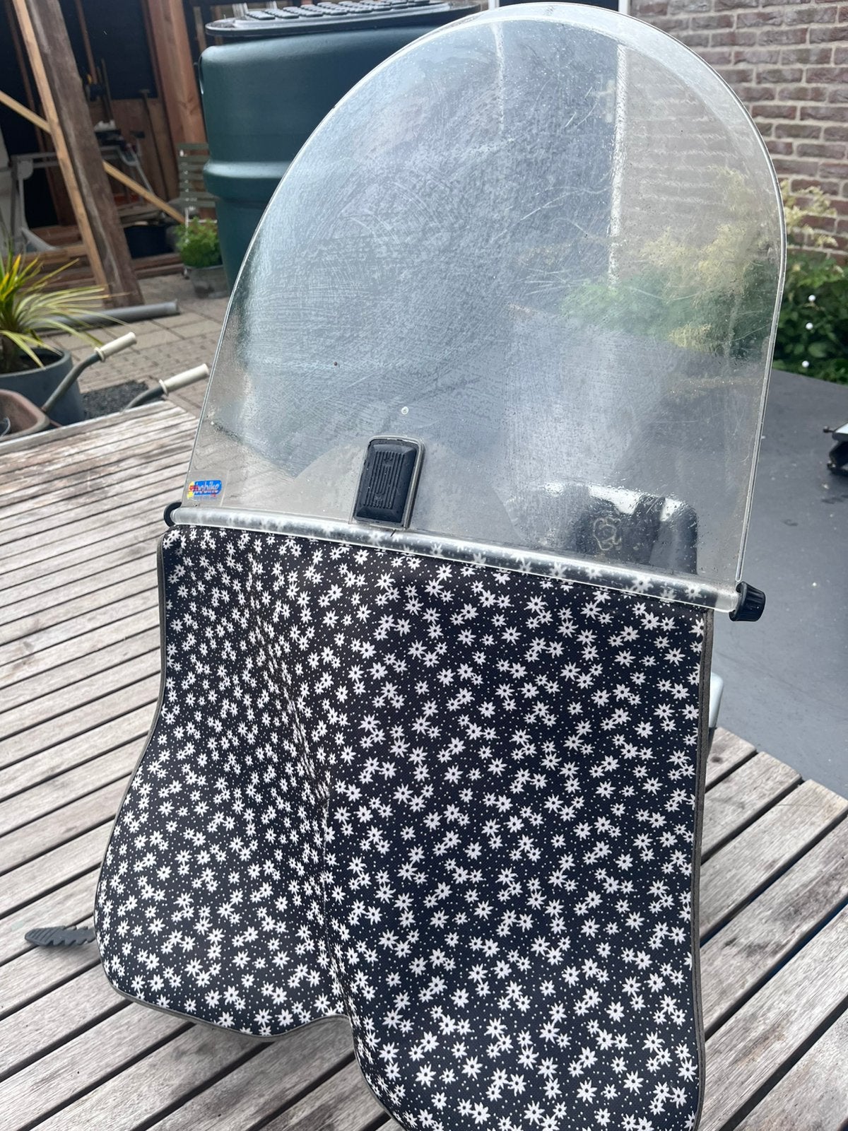 Voorzitje met regenscherm, Fietsen en Brommers, Fietsaccessoires | Fietsstoeltjes, Ophalen, 0 t/m 18 kg, Voorzitje, Gebruikt
