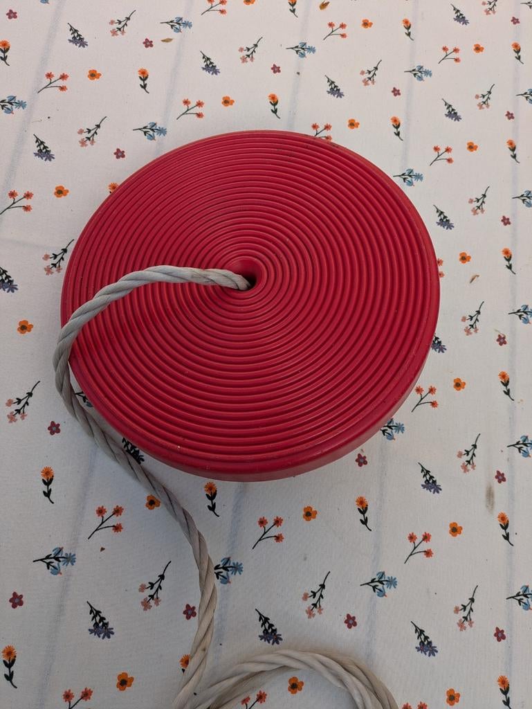 Schijfschommel rood met touw, Ophalen of Verzenden, Schommel