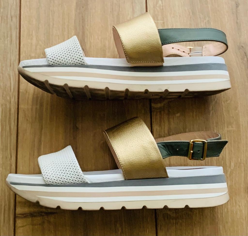 Prachtige Maripe sandalen maat 43, Kleding | Dames, Schoenen, Zo goed als nieuw, Maripe, Sandalen of Muiltjes, Ophalen of Verzenden
