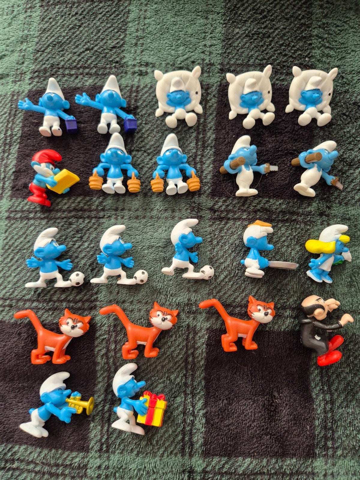 12 verschillende smurfjes, Verzenden