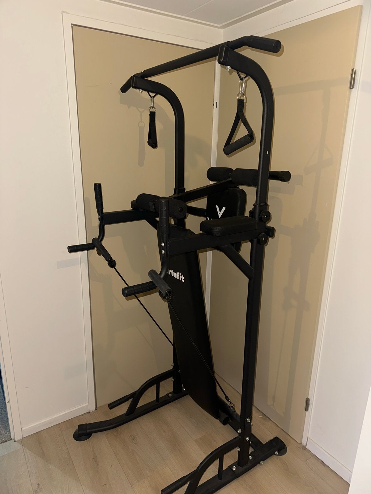 VirtuFit Power Tower - Krachtstation voor Thuis, Ophalen, Zo goed als nieuw, Armen, Overige typen