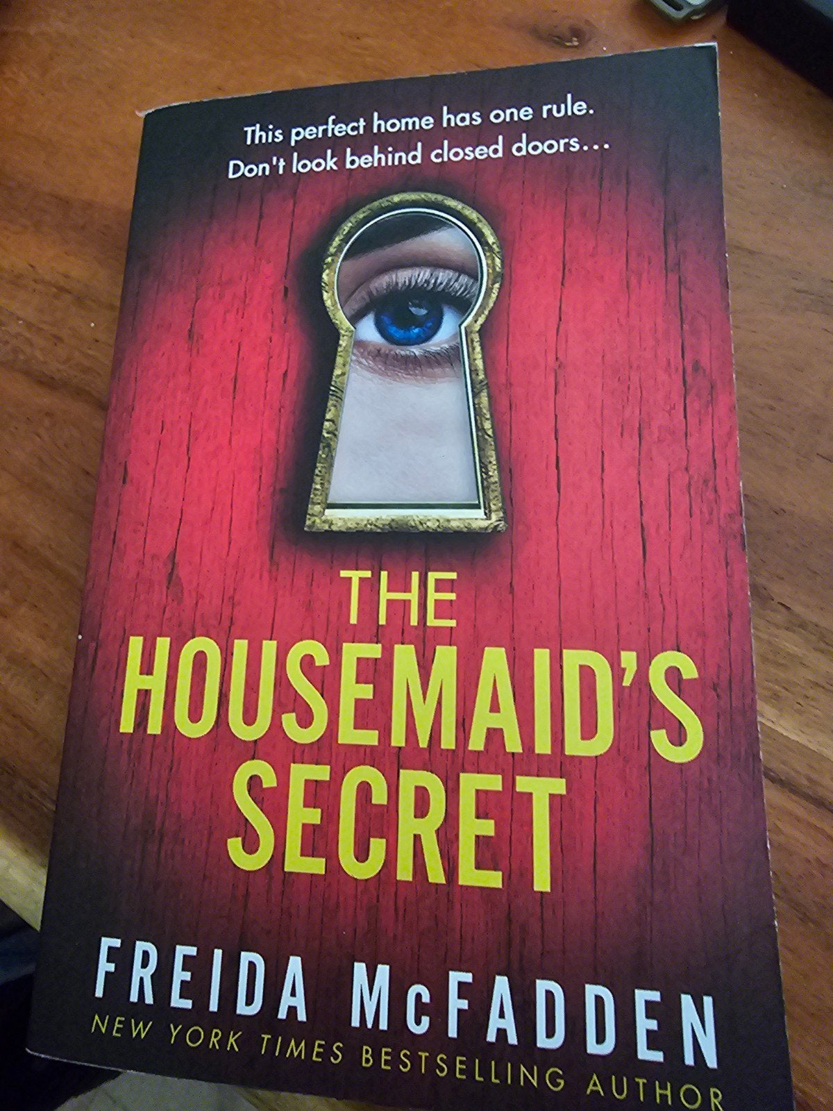Housemaid's secret Engelse versie.  9780349132617, Ophalen of Verzenden, Zo goed als nieuw