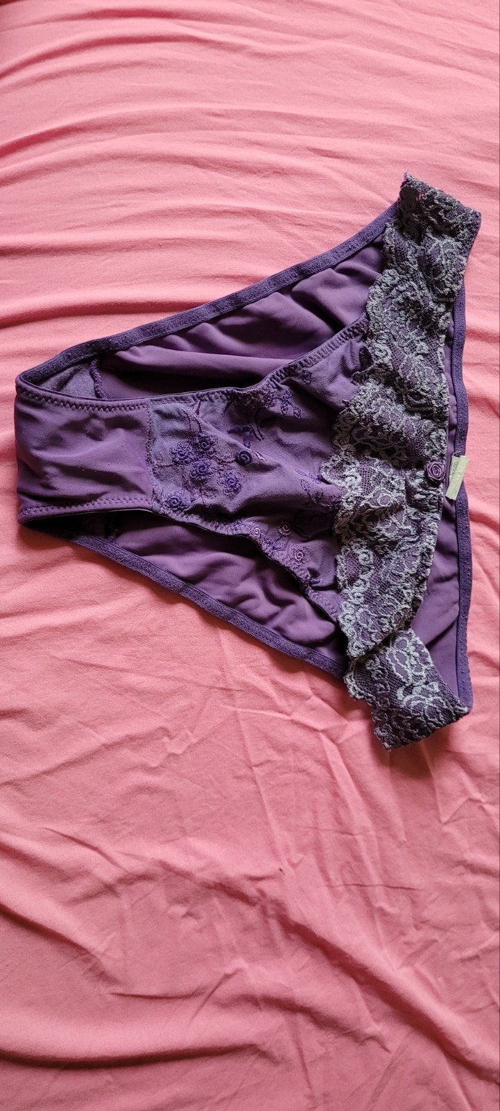 Mooi paars slipje met kant, maat M, Hunkemöller, Verzenden, Paars, Slip