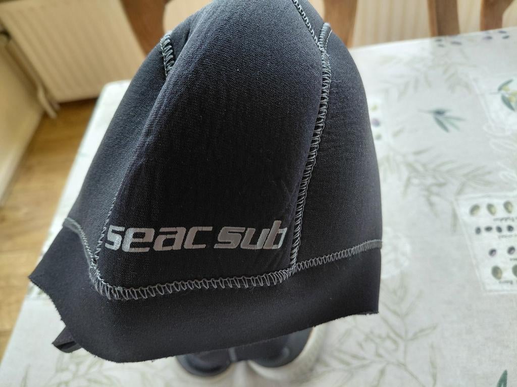Nieuwe 3 mm duikcap maat M - Ideaal voor bescherming, Ophalen of Verzenden