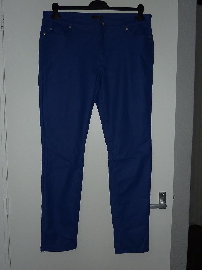 Nieuwe kobaltblauwe lederlook skinny broek van Norah, mt 48, Kleding | Dames, Ophalen, Blauw, Maat 46/48 (XL) of groter, Nieuw