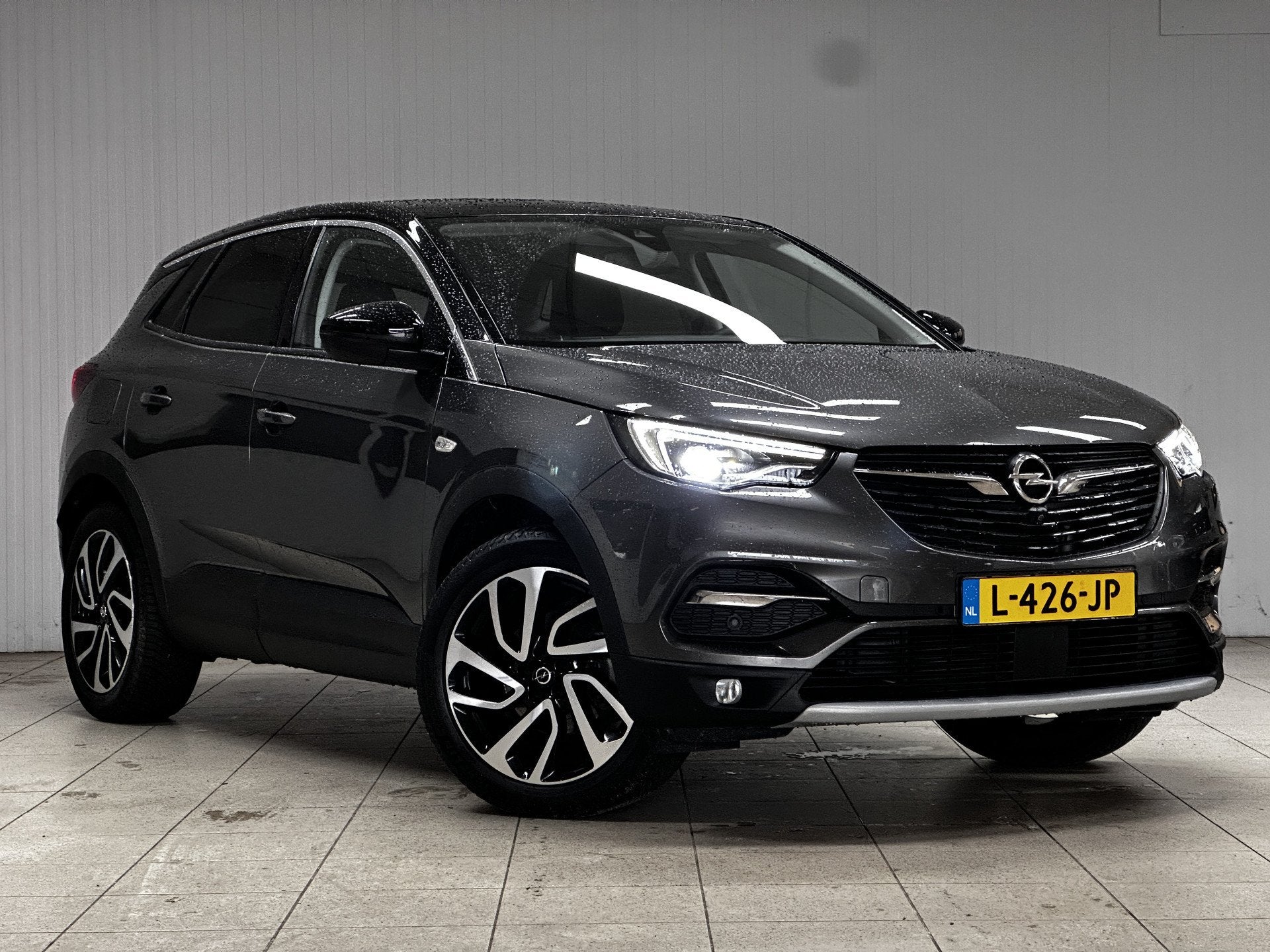Opel Grandland X 1.2 Turbo Ultimate/ Automaat/ Keyless/ 360, Auto's, Opel, Dealer onderhouden, Gebruikt, 1199 cc, Leder