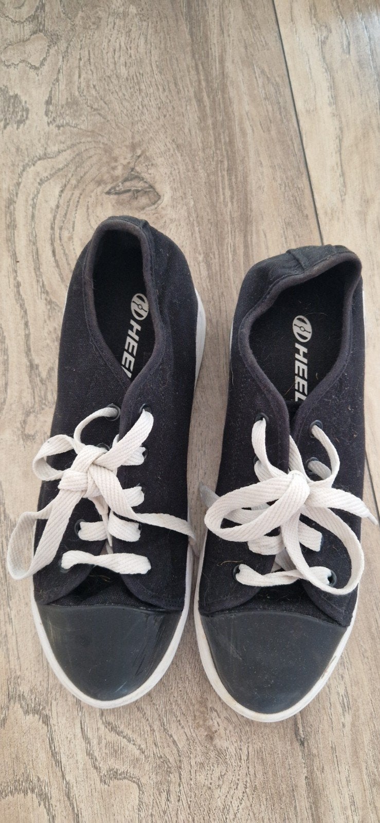 Heelys schoenen met wieltjes - Maat 38, Ophalen of Verzenden, Gebruikt, Kinderen