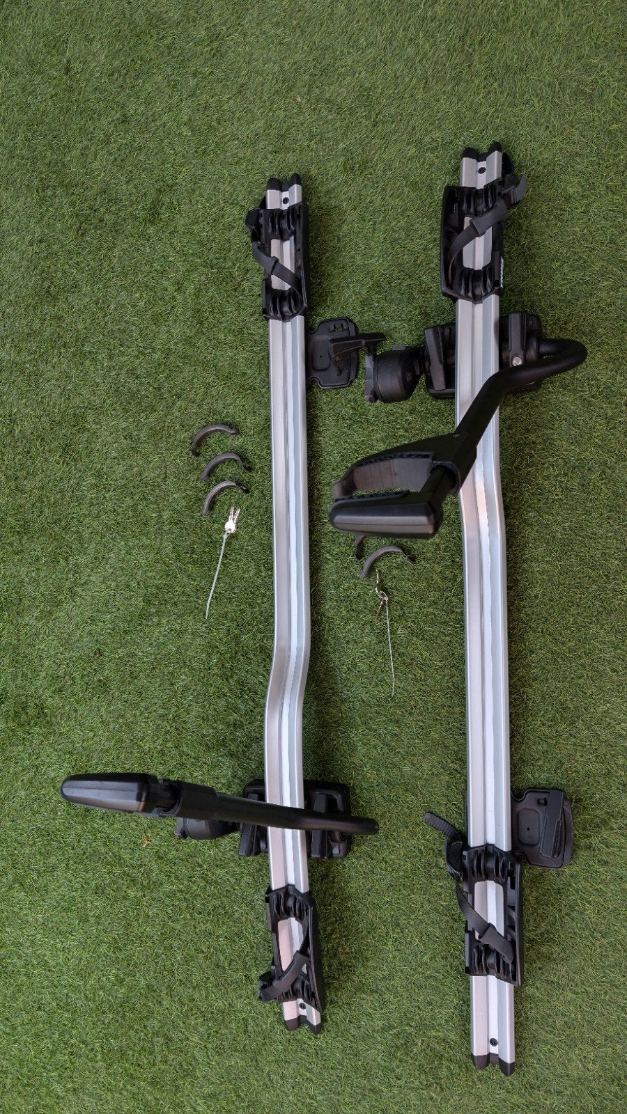 Thule Proride 598 2x zo goed als nieuw, Auto diversen, Fietsendragers, Ophalen, Zo goed als nieuw, Dakdrager