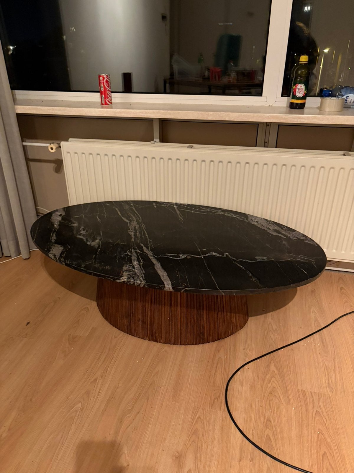 Mooie nette tafel, Ophalen, 50 tot 100 cm, Zo goed als nieuw, Ovaal