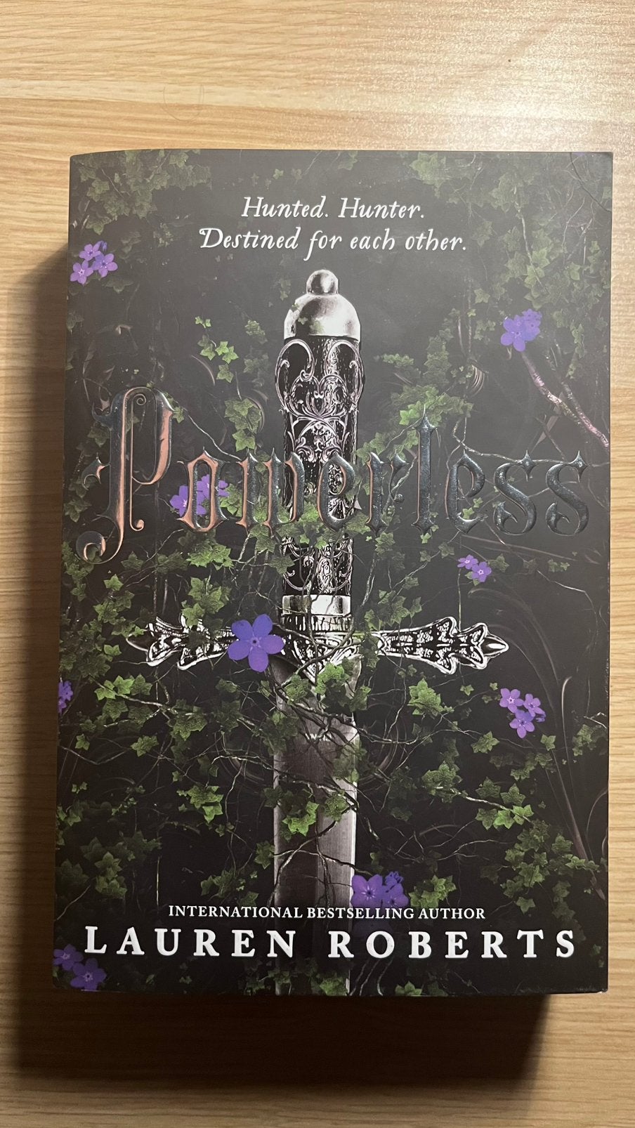 Powerless - Lauren Roberts, Ophalen of Verzenden, Nieuw, Lauren Roberts