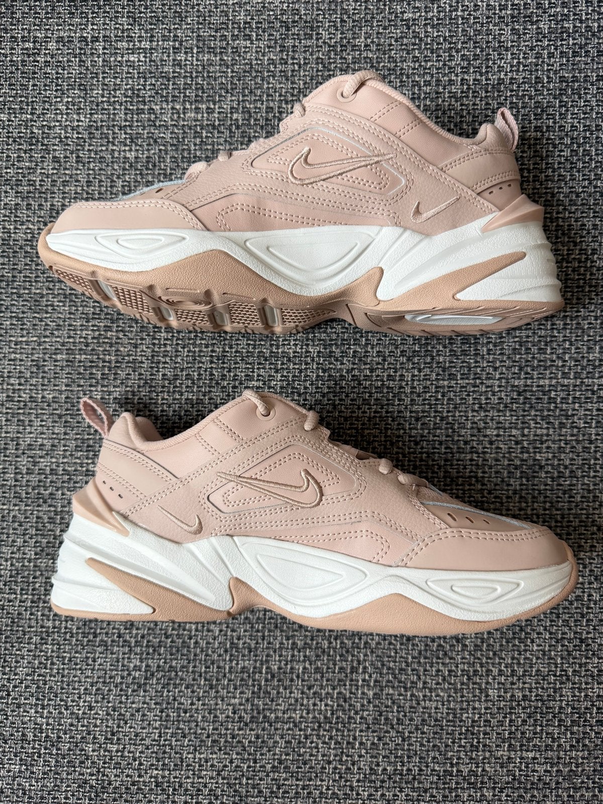 Nike M2K Tekno sneakers - Nieuw - Maat 38, Nieuw, Ophalen of Verzenden, Sneakers of Gympen, Roze