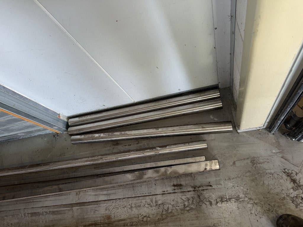 Partij aluminium en RVS-304 kokers en strippen, groot aanbod, Ophalen, Zo goed als nieuw, Overige metalen