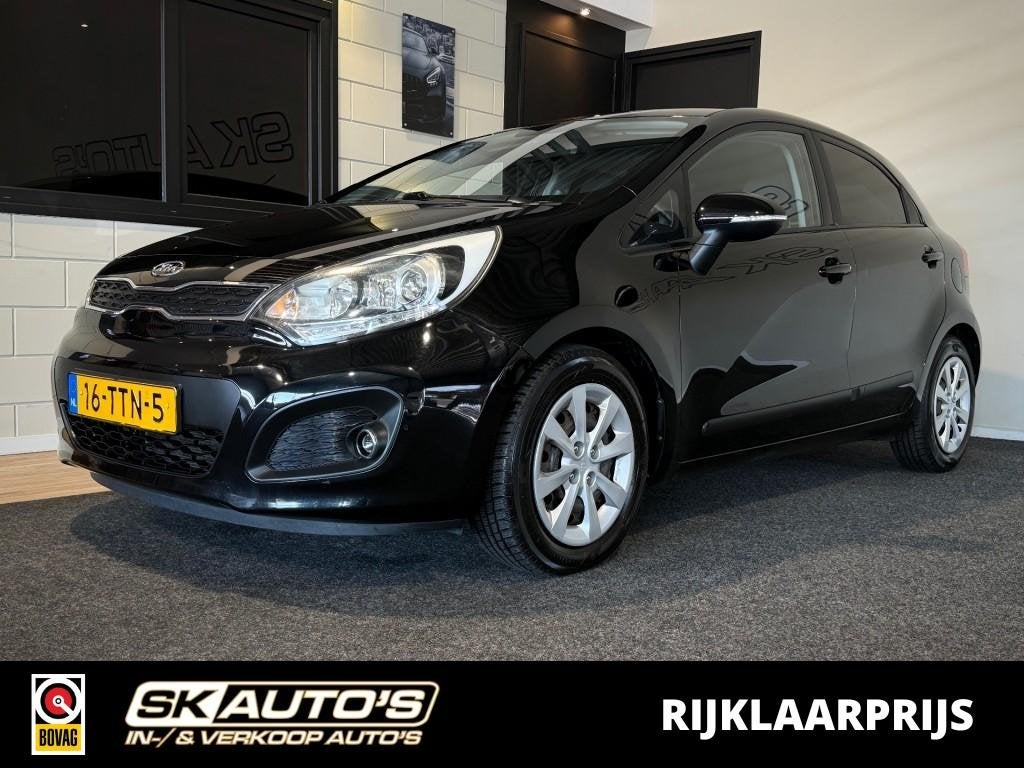 Kia RIO 1.2 CVVT PLUS PACK l NAP l AFN TREK l SCHERM l NAVI, Gebruikt, 4 cilinders, Met garantie (alle), Zwart