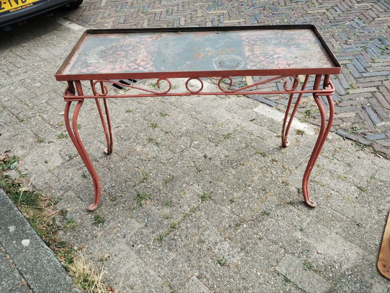 Tuintafel voor de plantjes, Ophalen, Rond, Metaal