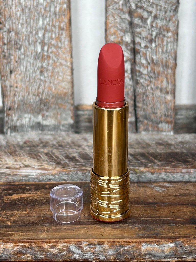 Lancome Intimatte Lipstick 299 French Cashmere Nieuw, Lippen, Nieuw, Ophalen of Verzenden, Make-up