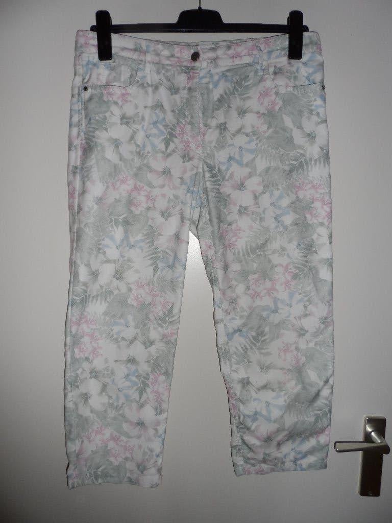 GEBLOEMDE BROEK, Overige kleuren, Maat 42/44 (L), Ophalen of Verzenden, Zo goed als nieuw