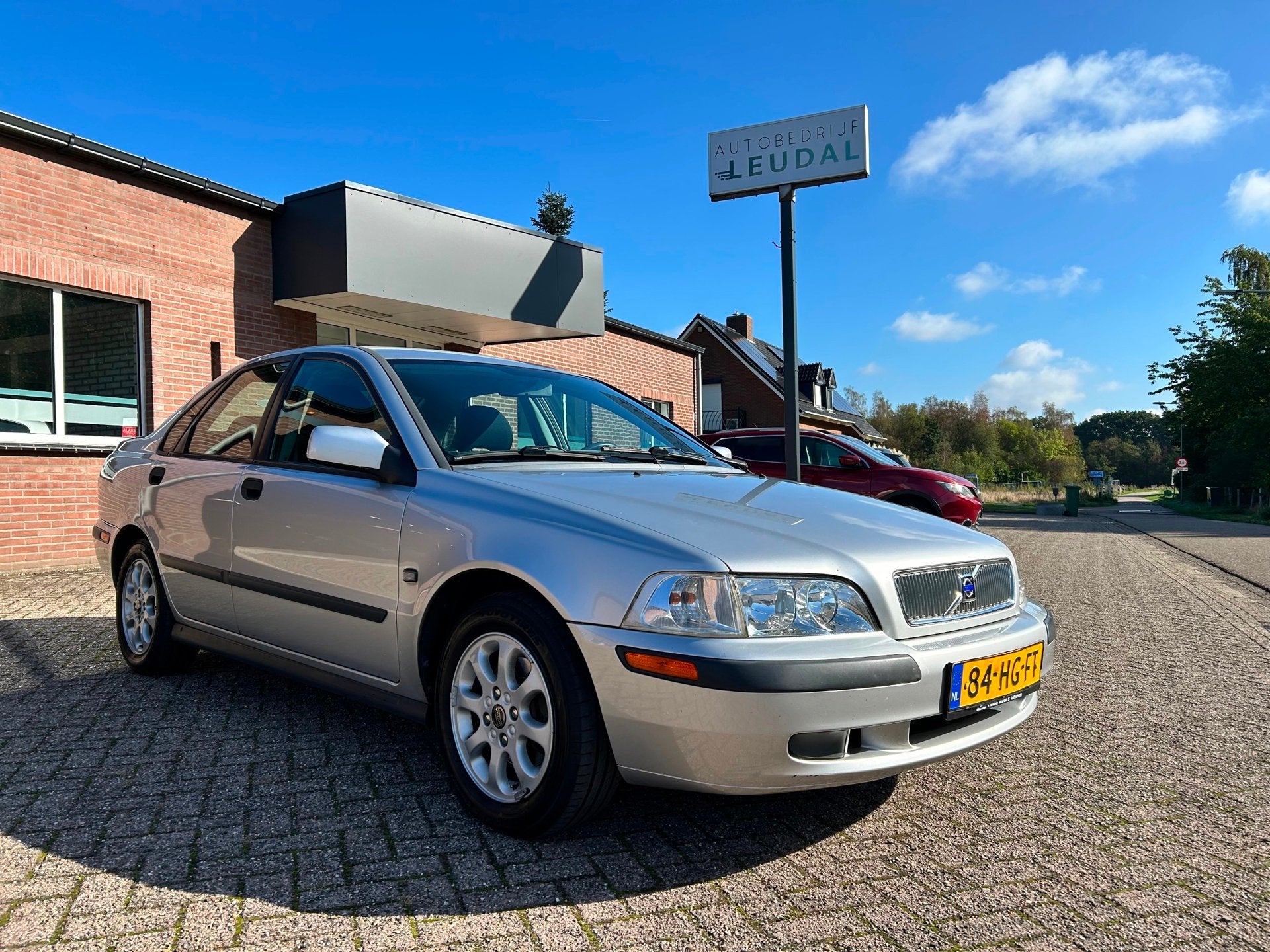 Volvo S40 1.8 // 180.000 km NAP // APK 28-7-2027, Auto's, Voorwielaandrijving, Gebruikt, 4 cilinders, 122 pk