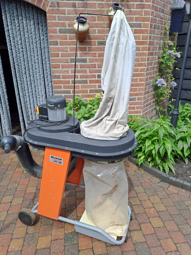 Einhell 550/100 Afzuiginstallatie, Ophalen