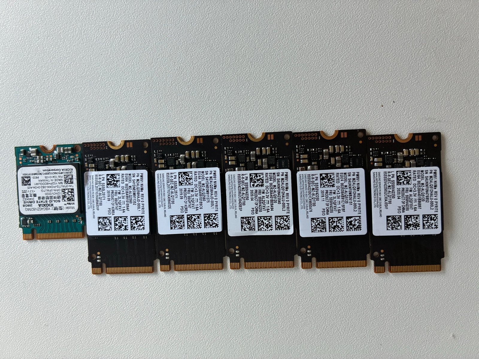 NVMe SSD's - 256/512GB 2230/2242, Computers en Software, Harde schijven, Gebruikt, Laptop, Intern, SSD, SATA, Ophalen of Verzenden