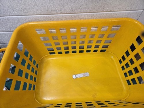 wasmand geel beccon plastics vintage, Ophalen of Verzenden, 'T Olde Gre-j, Info@toldegrej.nl, Endepoelstraat 20f Didam