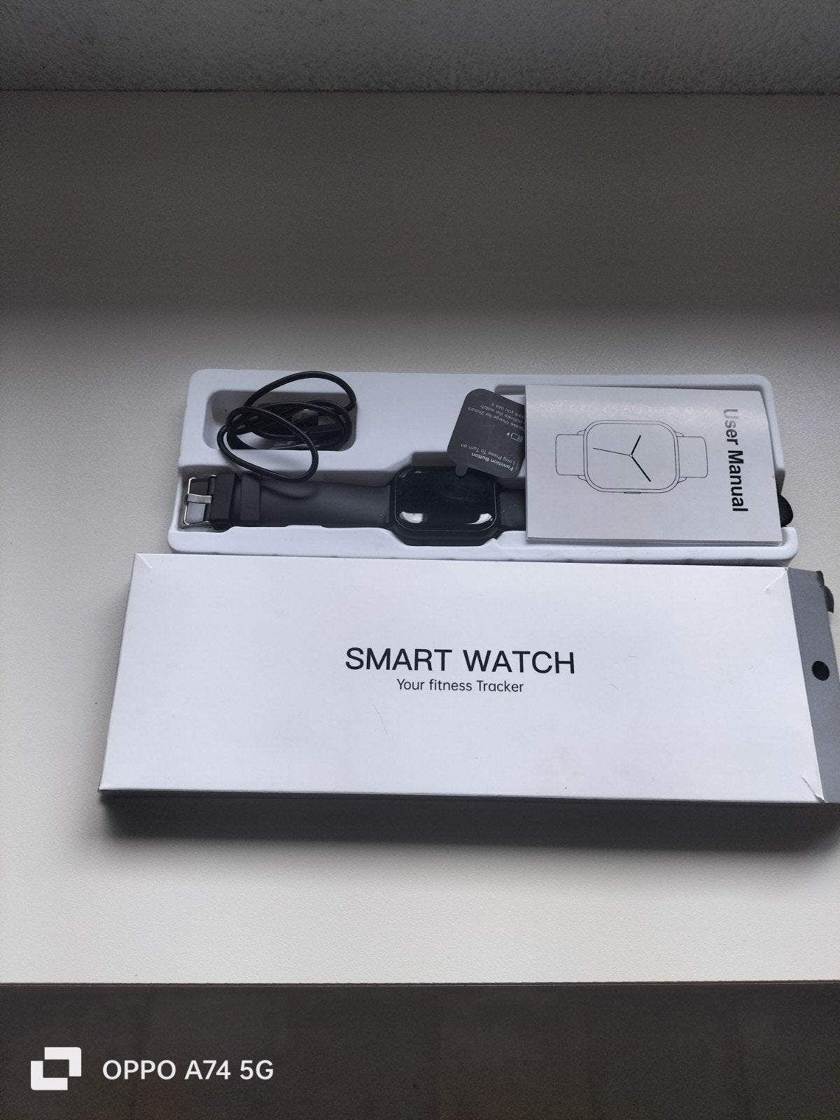 Nieuwe Smartwatch Fitness Tracker, Ophalen of Verzenden, Stappen, Nieuw, Zwart