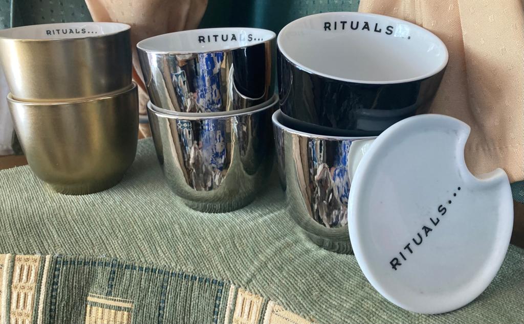 11 Rituals Bekers 1 Teatip 8 zilver 1 zwart 2 goud van kleur, Verzenden