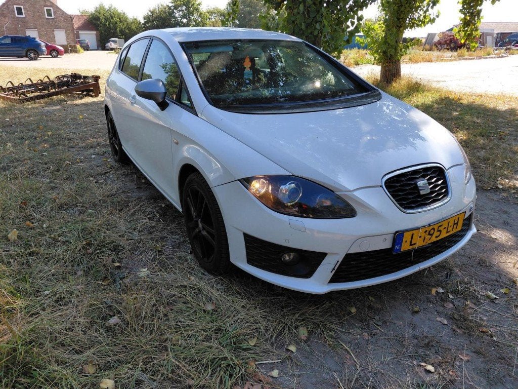 Seat Leon 1.4 TSI 92KW 2012 Wit, Auto's, 125 pk, Zwart, 4 cilinders, Leon