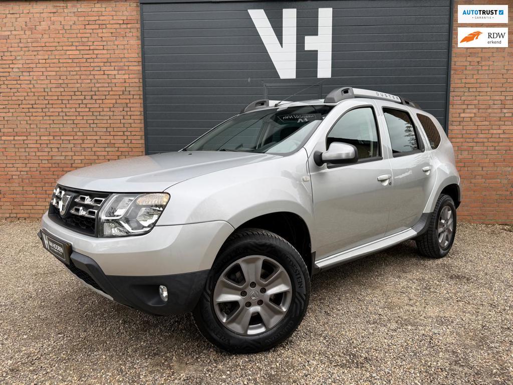 Dacia Duster 1.2 TCe 4x2 Prestige | TREKHAAK | AIRCO | CRUIS, Auto's, Dacia, Voorwielaandrijving, Euro 5, Gebruikt, Zwart