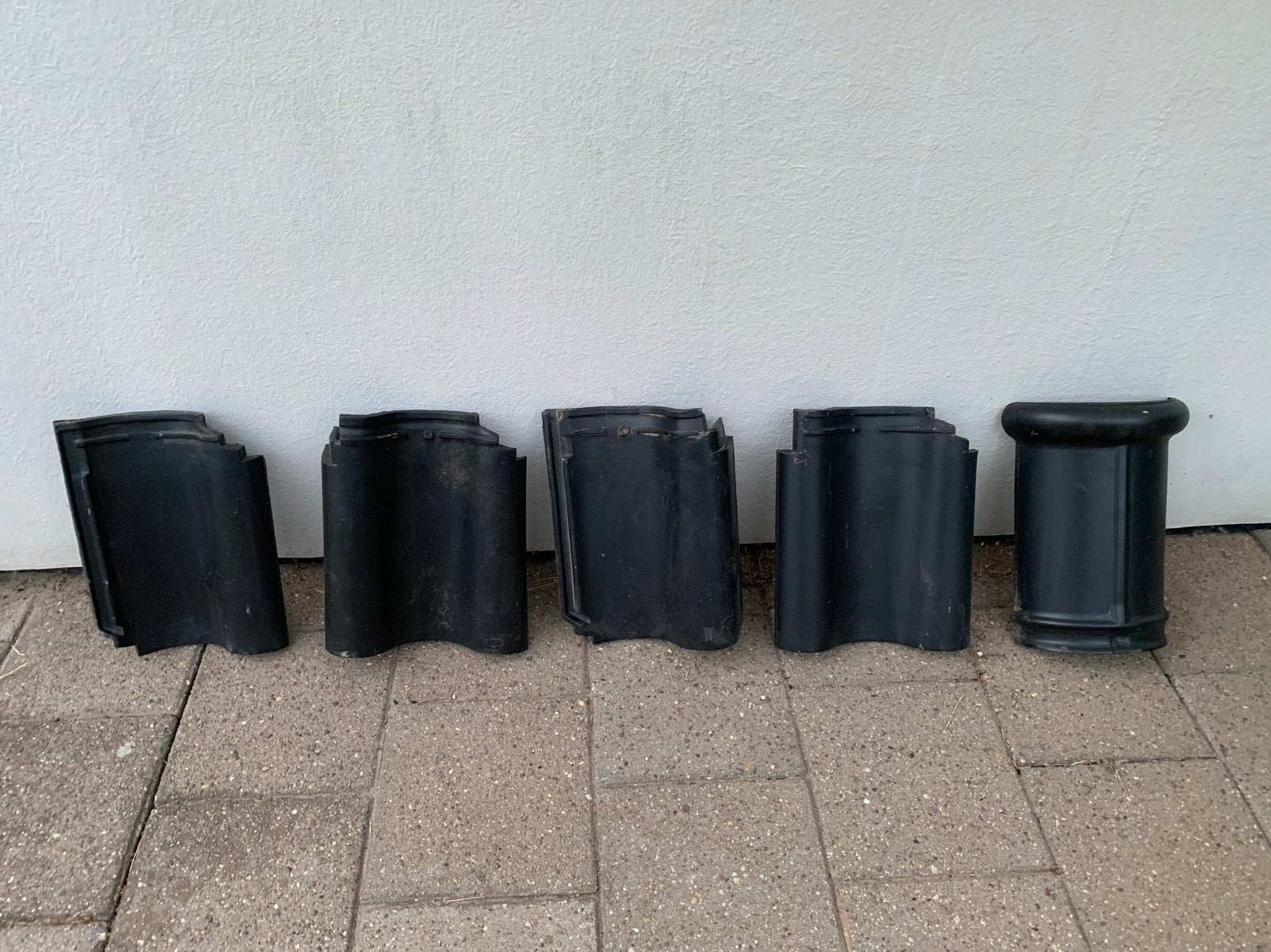 Dakpannen, Merk; Monier, Type; OVH 206. Blauw gesmoord zwart, Doe-het-zelf en Verbouw, Dakpannen en Dakbedekking, Ophalen, Steen of Klei