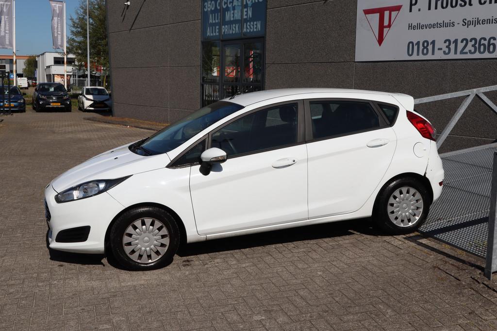 Ford Fiesta 1.6 TDCi Airco/Navigatie/Bluetooth MEENEEMPRIJS/, Auto's, Voorwielaandrijving, Stof, Gebruikt, 4 cilinders