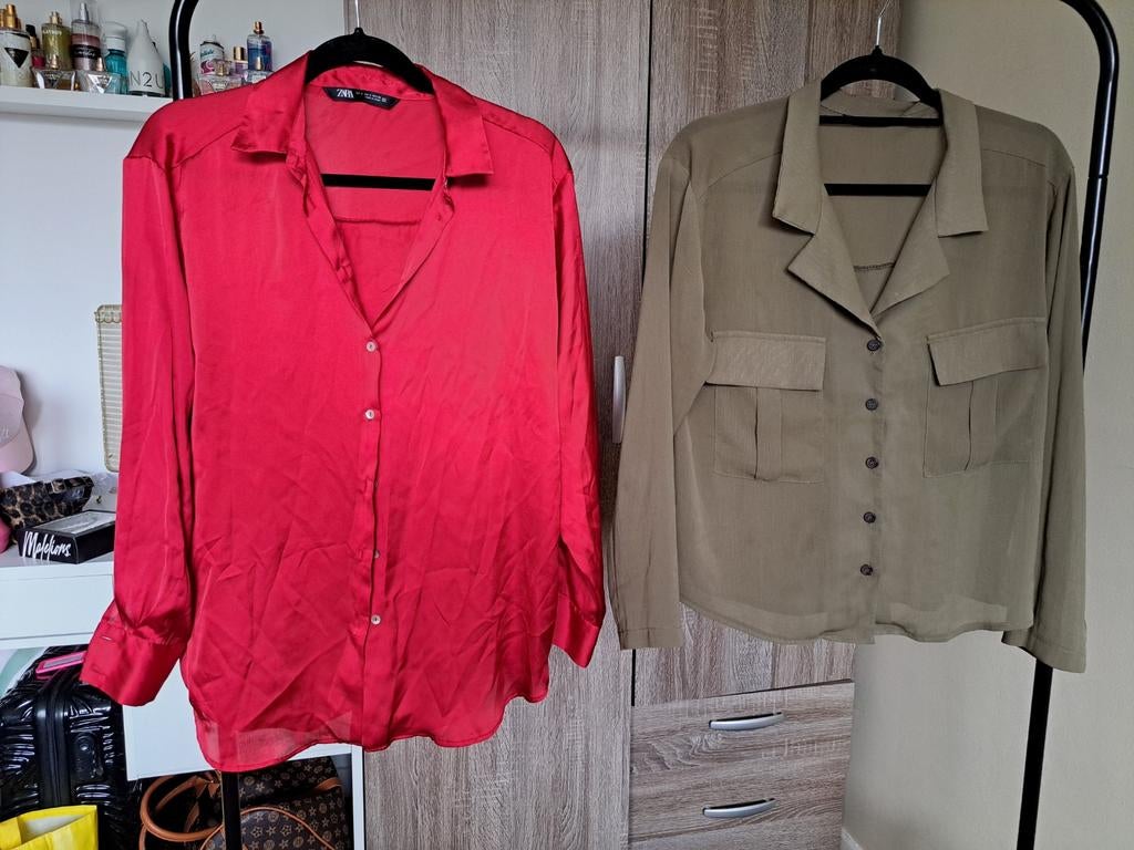ZGAN ! 2 zomer blousjes rood en leger groen maat M, Maat 38/40 (M), Zara, Ophalen of Verzenden, Zo goed als nieuw