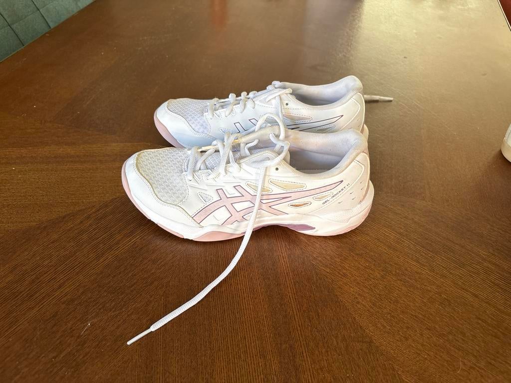 ASICS GEL-ROCKET 11 Sportschoenen - Wit/Roze maat 40, Overige typen, Nieuw, Ophalen of Verzenden, Overige sporten