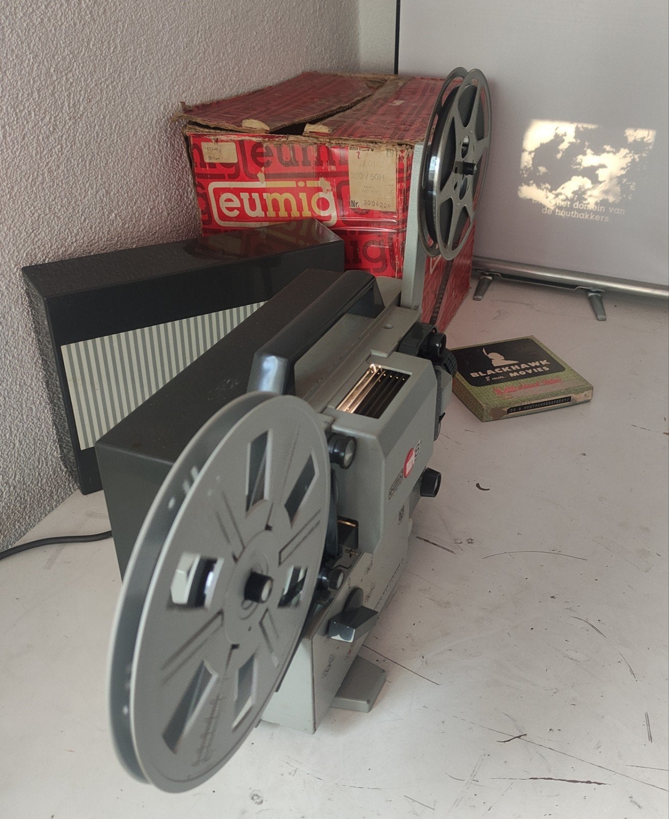 EUMIG MARK 8 FILMPROJECTOR in DOOS, Ophalen of Verzenden