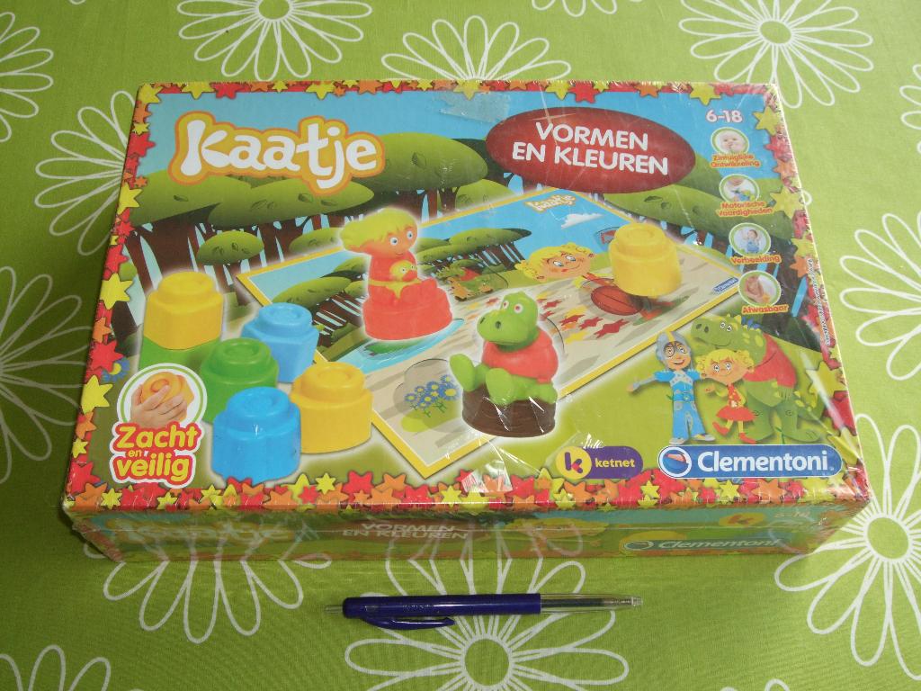 Nieuw in seal: Kaatje - Vormen en kleuren - zacht en veilig, Ophalen of Verzenden, Nieuw, Jongen of Meisje