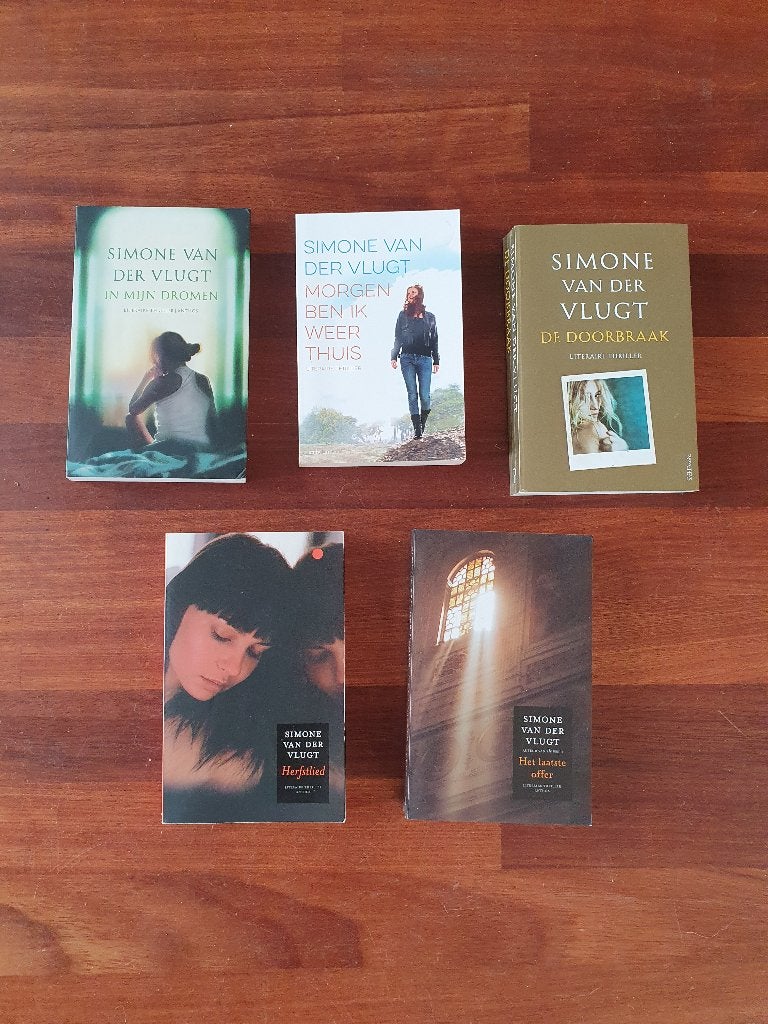 SIMONE VAN  DER  VLUGT  - trillers  , Ophalen of Verzenden, Gelezen