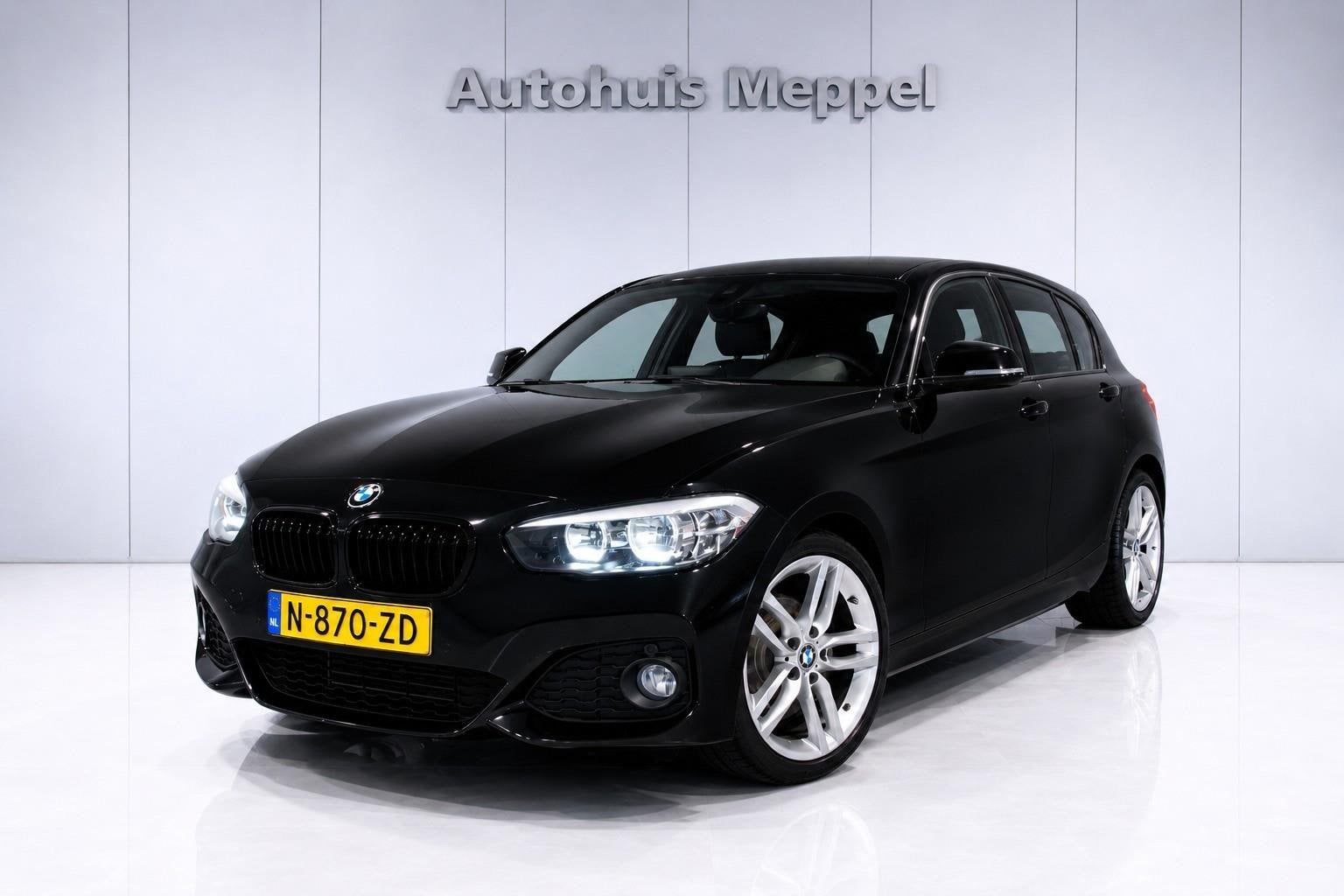 BMW 1 Serie 116i M-Sport*Cruise-Control*PDC*Navigatie*Shadow, Auto's, 1-Serie, Gebruikt, Zwart, 19 km/l
