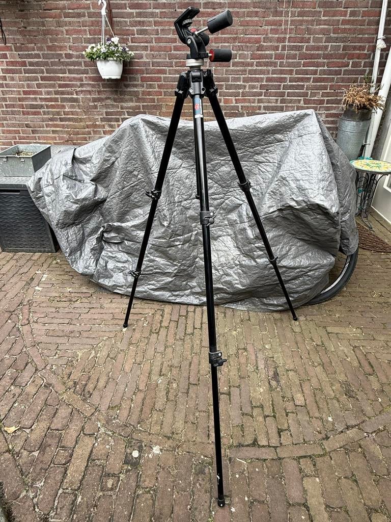 Manfrotto 144b statief met 141 balhoofd, Zo goed als nieuw, 175 cm of meer, Met balhoofd, Ophalen of Verzenden