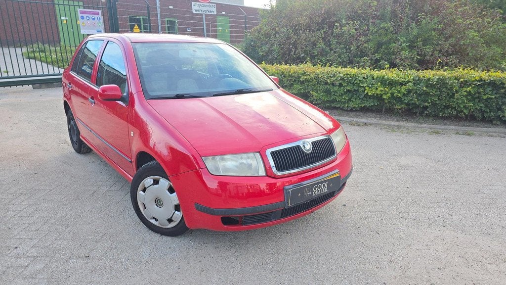 Skoda Fabia 1.4-16V Comfort AUTOMAAT CRUISE NIEUWE APK!, Auto's, Skoda, 450 kg, Gebruikt, 4 cilinders, 1070 kg